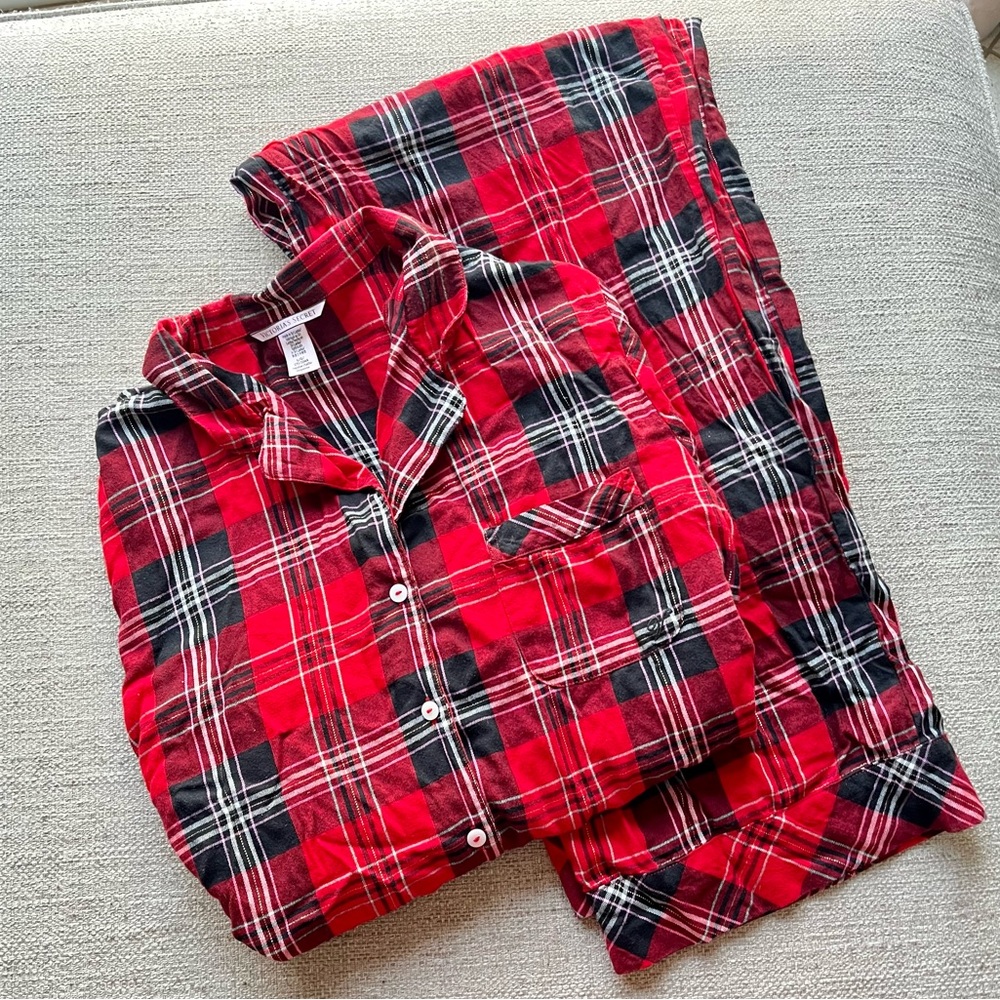 Victoria’s Secret Button Down Pajama’s Set